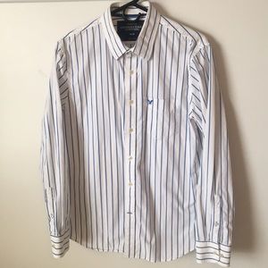 Men's American Eagle button down shirt